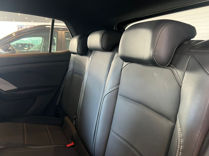 volkswagen t-cross 1.4 250 tsi total flex highline automatico gasolina 4p 202210