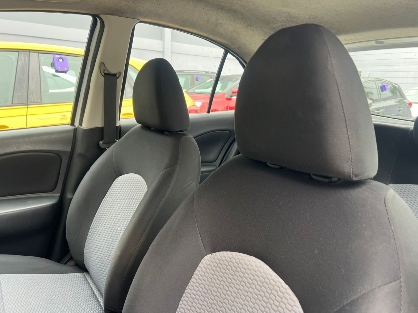 nissan march 1.6 sv 16v flex 4p manual gasolina 20144