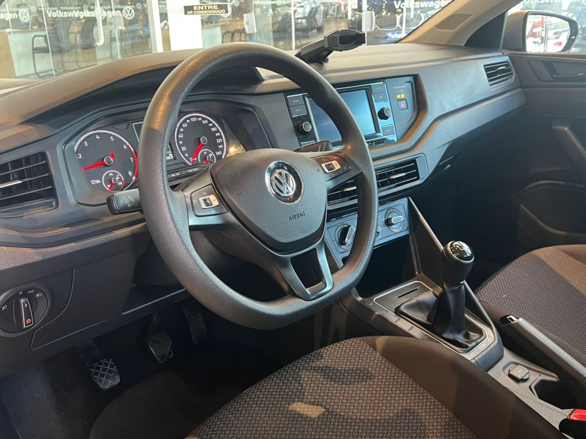 volkswagen polo 1.0 mpi total flex manual 4p 20213