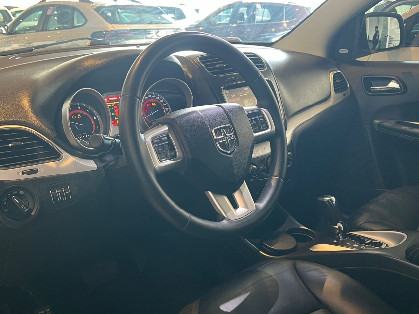 dodge journey 3.6 sxt v6 gasolina 4p automatico 20153