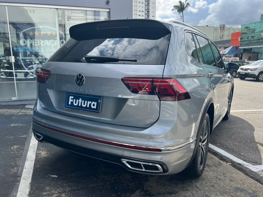 volkswagen tiguan 2.0 300 tsi gasolina allspace r-line automatico 4p 202414