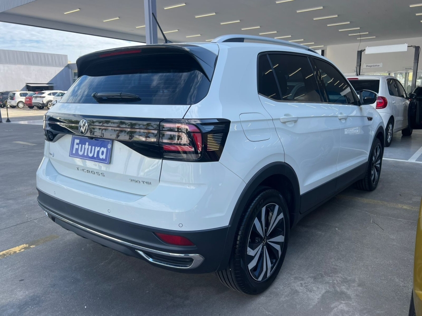 volkswagen t-cross 1.4 250 tsi total flex highline automatico gasolina 4p 202311