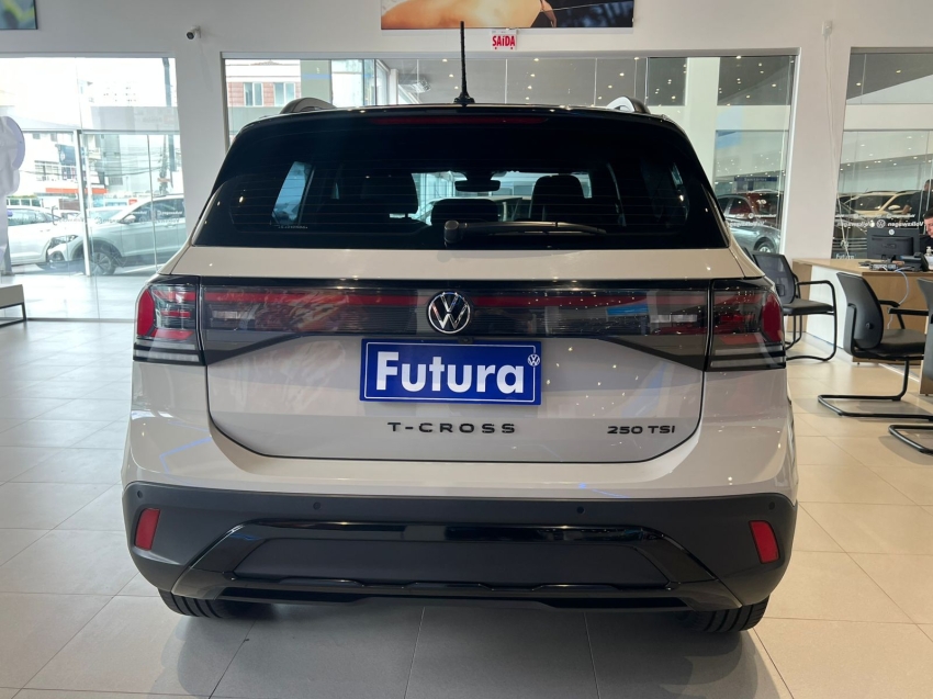 volkswagen t-cross 1.4 250 tsi total flex highline automatico gasolina 4p 202512