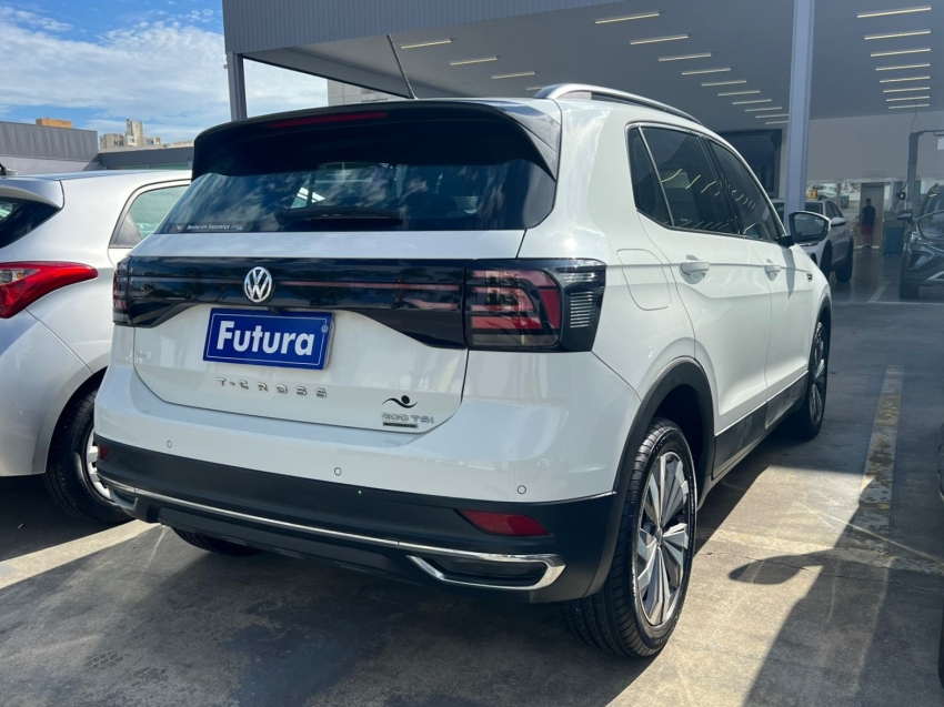 volkswagen t-cross 1.0 200 tsi total flex comfortline automatico 4p 202012