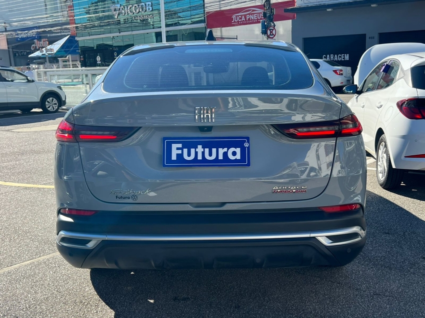 fiat fastback 1.0 turbo 200 flex audace cvt gasolina 4p automatico 202411