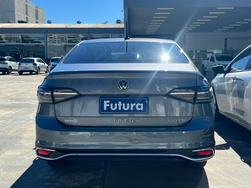 volkswagen virtus 1.0 200 tsi comfortline automatico gasolina 4p 202512