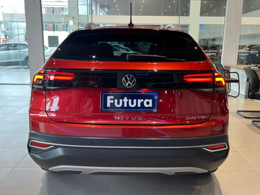 volkswagen nivus 1.0 200 tsi total flex highline automatico 4p 202112