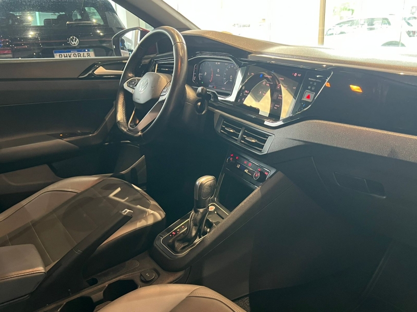 volkswagen nivus 1.0 200 tsi total flex highline automatico 4p 20218