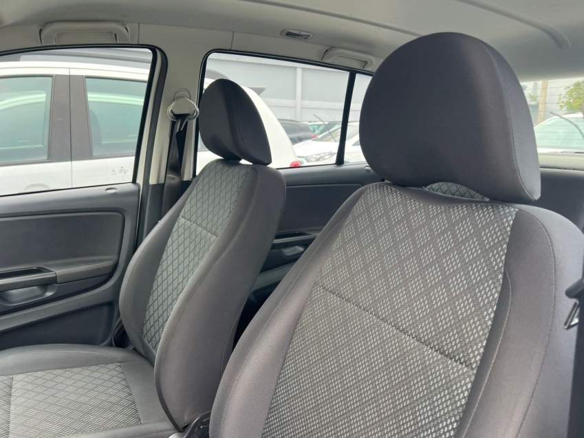 volkswagen fox 1.0 mpi trendline 12v flex 4p manual 20179