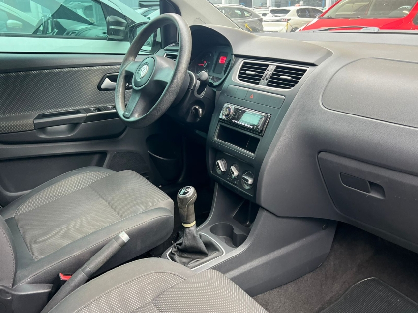 volkswagen fox 1.0 mi 8v flex 4p manual 20128