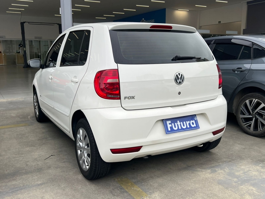volkswagen fox 1.0 mi 8v flex 4p manual 201211