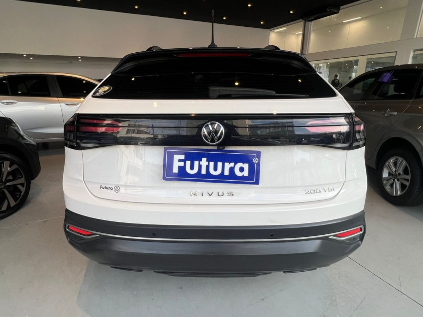 volkswagen nivus 1.0 200 tsi total flex comfortline automatico gasolina 4p 202212