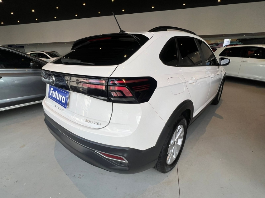 volkswagen nivus 1.0 200 tsi total flex comfortline automatico gasolina 4p 202213