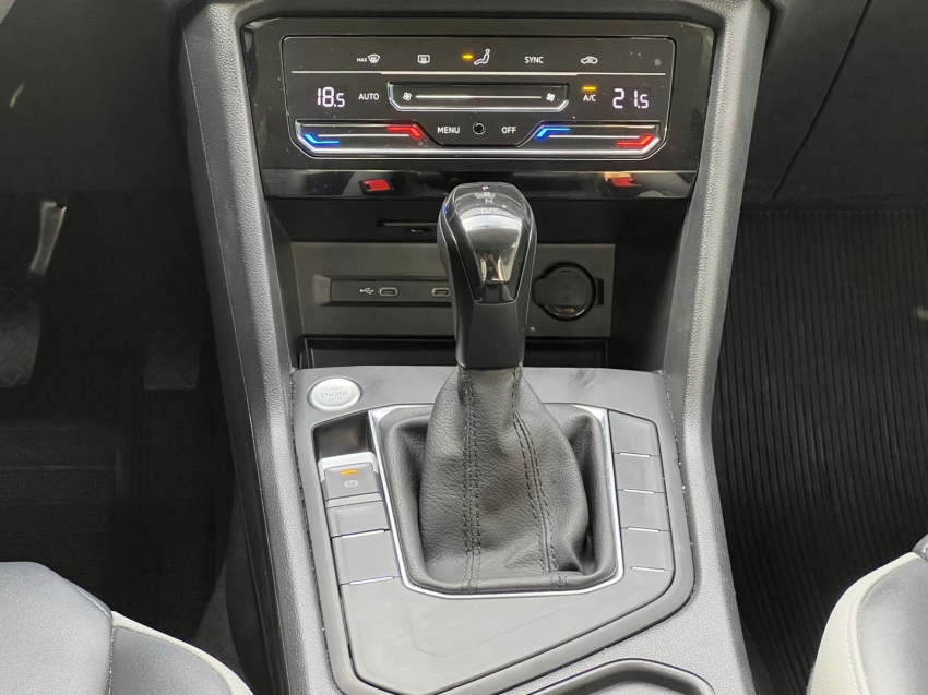 volkswagen taos 1.4 250 tsi total flex comfortline automatico gasolina 4p 20247