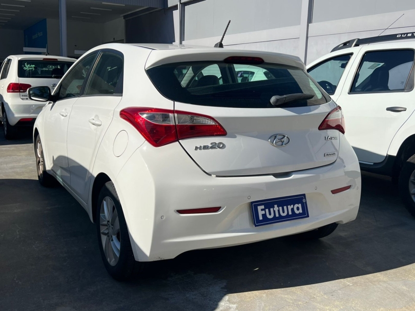 hyundai hb20 1.6 premium 16v flex 4p automatico 201411