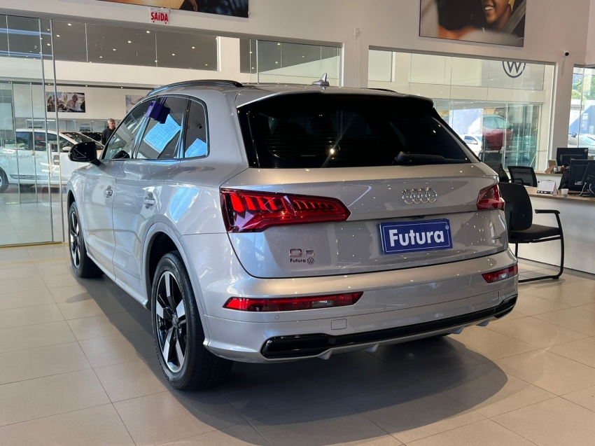 audi q5 2.0 tfsi gasolina s-line s tronic 4p automatico 202011