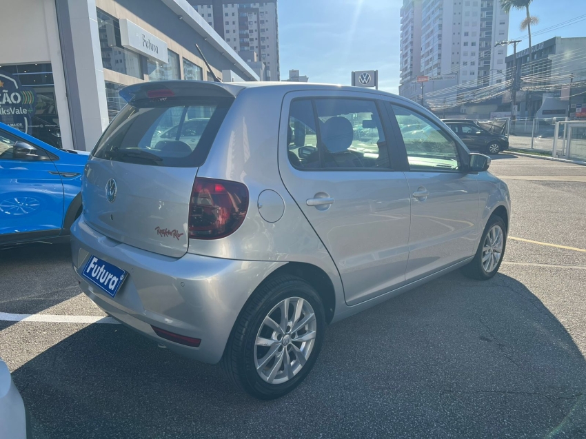 volkswagen fox 1.6 mi rock in rio 8v flex 4p manual gasolina 201412