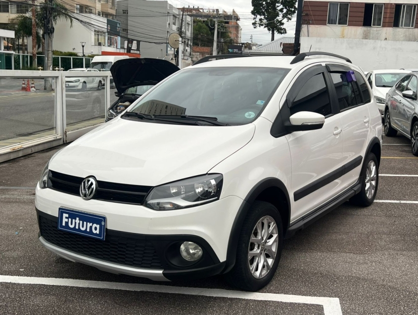 volkswagen space cross 1.6 mi 8v flex 4p manual gasolina 2014