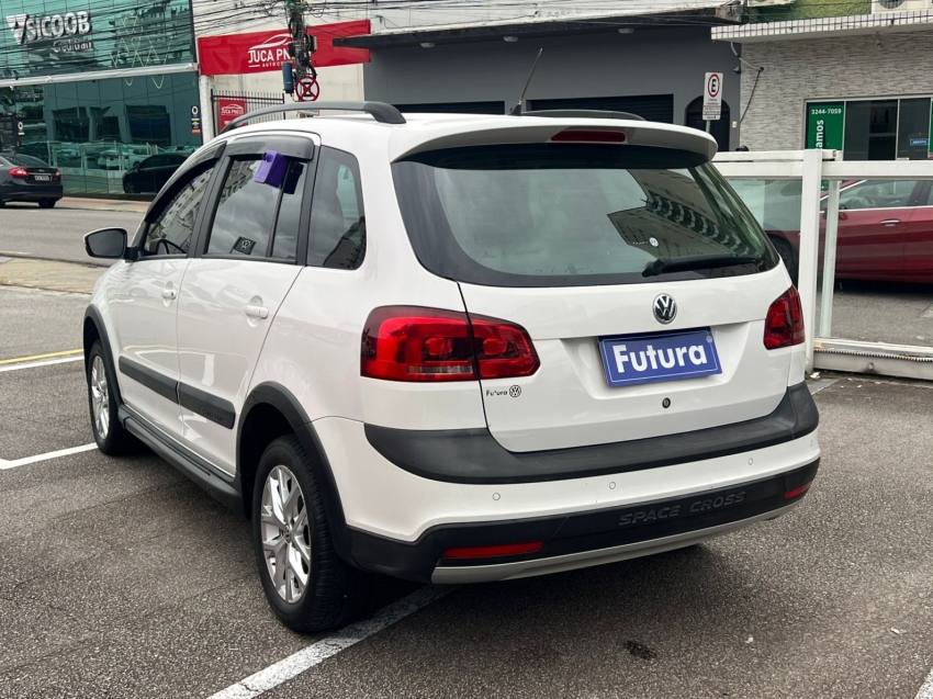 volkswagen space cross 1.6 mi 8v flex 4p manual gasolina 201413