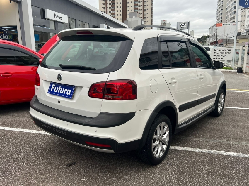 volkswagen space cross 1.6 mi 8v flex 4p manual gasolina 201411