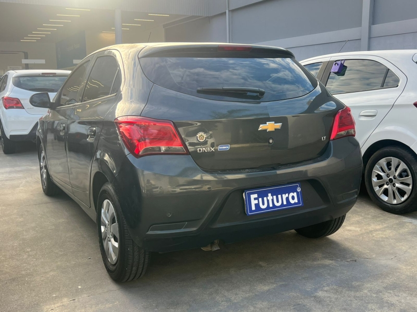 chevrolet onix 1.0 mpfi lt 8v flex 4p manual gasolina 201811