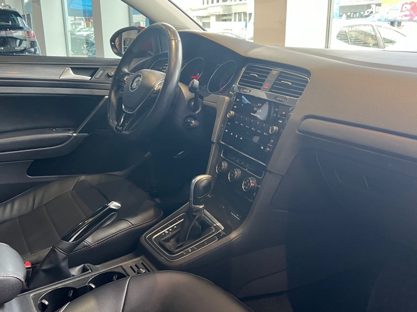 volkswagen golf 1.0 200 tsi total flex comfortline tiptronic gasolina 4p automatico 201810