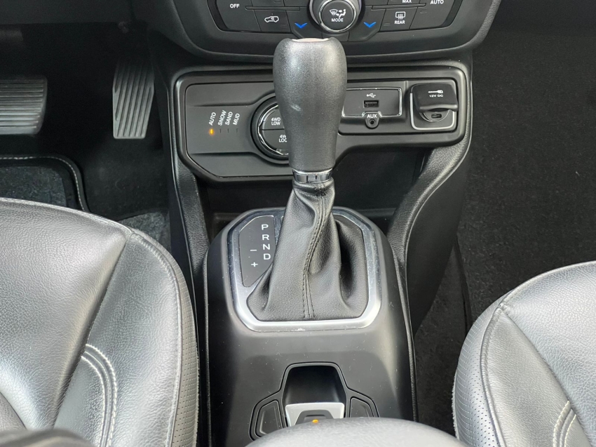 jeep renegade 2.0 16v turbo diesel longitude 4p 4x4 automatico 20208