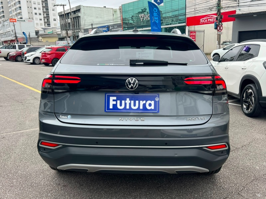 volkswagen nivus 1.0 200 tsi total flex highline automatico gasolina 4p 202412