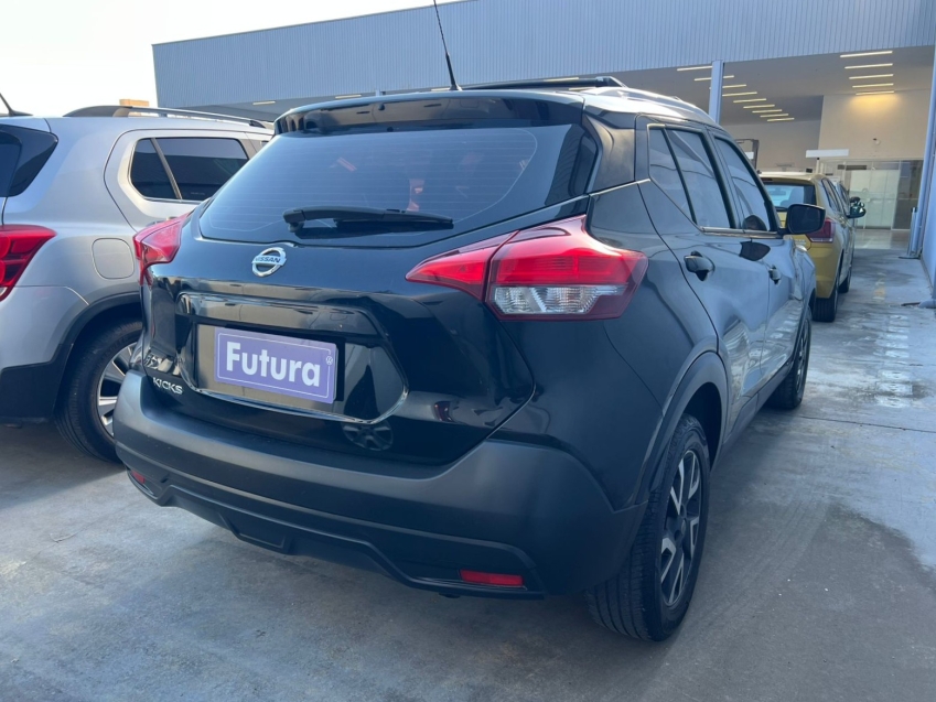 nissan kicks 1.6 16v flexstart s 4p xtronic gasolina automatico 202011