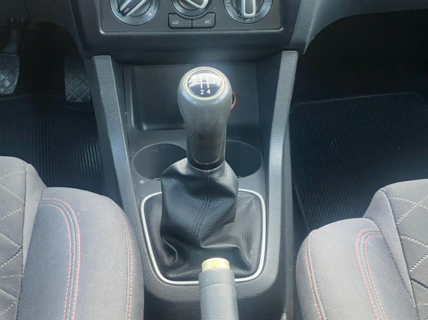 volkswagen fox 1.6 mi prime 8v flex 4p manual gasolina 20138