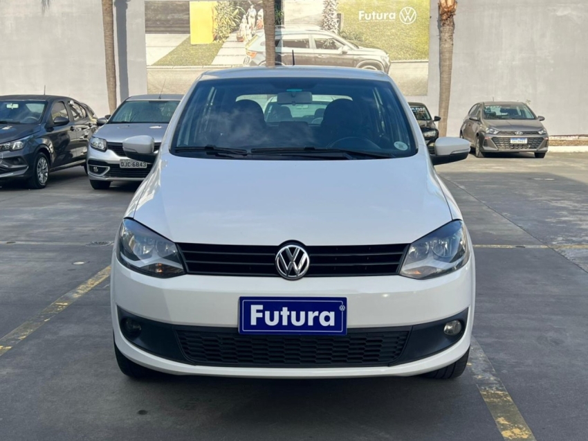 volkswagen fox 1.6 mi prime 8v flex 4p manual gasolina 20131