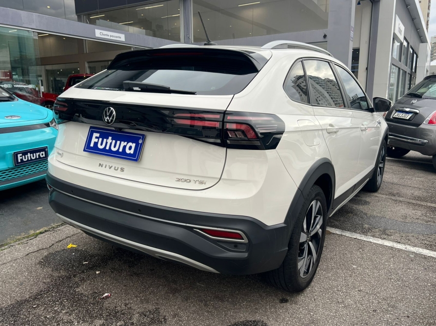 volkswagen nivus 1.0 200 tsi total flex highline automatico gasolina 4p 202410