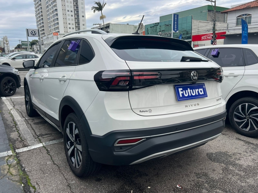 volkswagen nivus 1.0 200 tsi total flex highline automatico gasolina 4p 202412