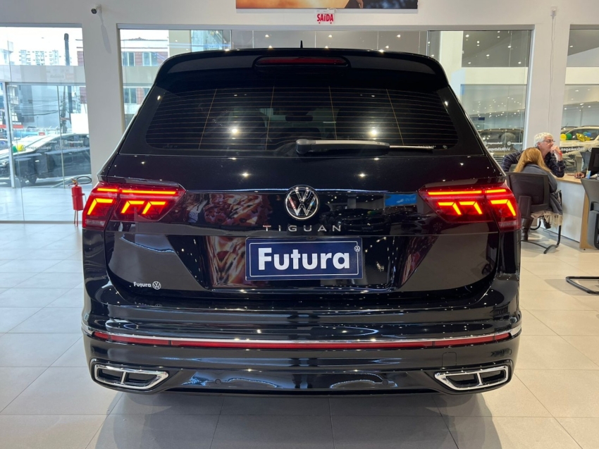volkswagen tiguan 2.0 300 tsi gasolina allspace r-line automatico 4p 202412