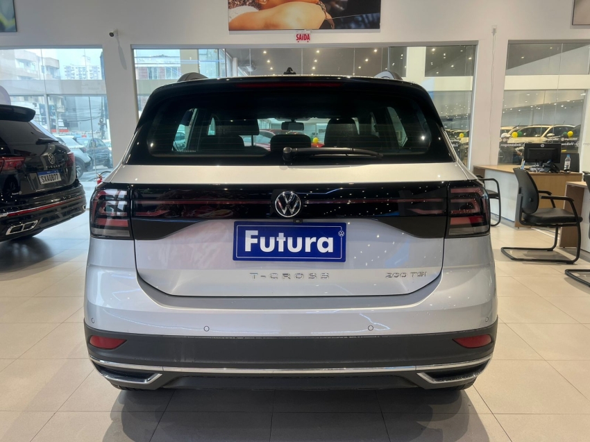 volkswagen t-cross 1.0 200 tsi total flex comfortline automatico 4p 202212