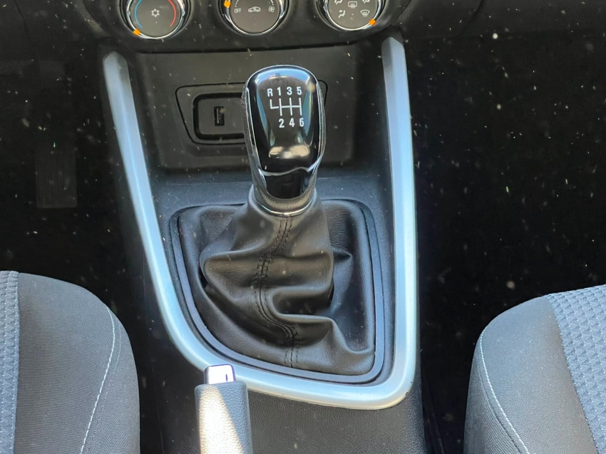 chevrolet onix 1.0 flex lt manual gasolina 4p 20258