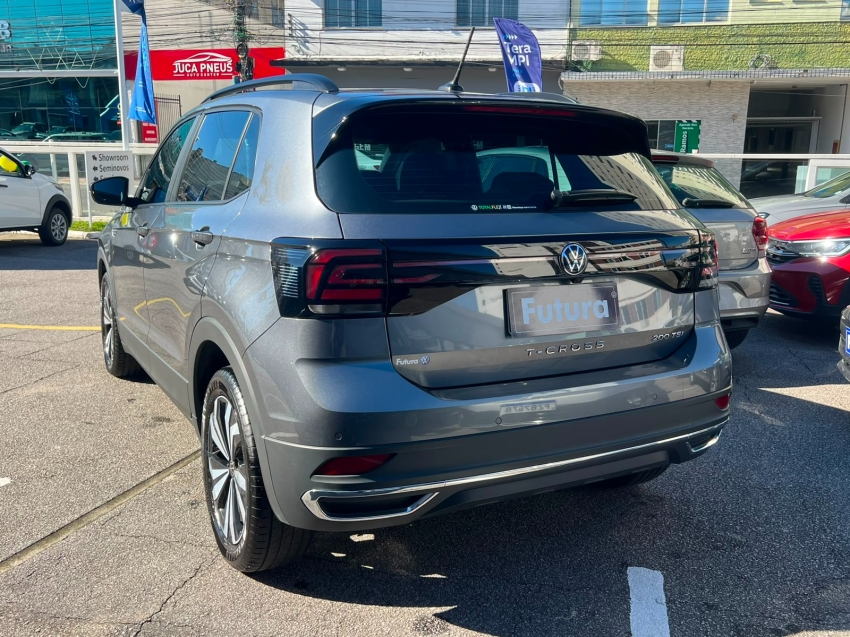 volkswagen t-cross 1.0 200 tsi total flex comfortline automatico gasolina 4p 202411