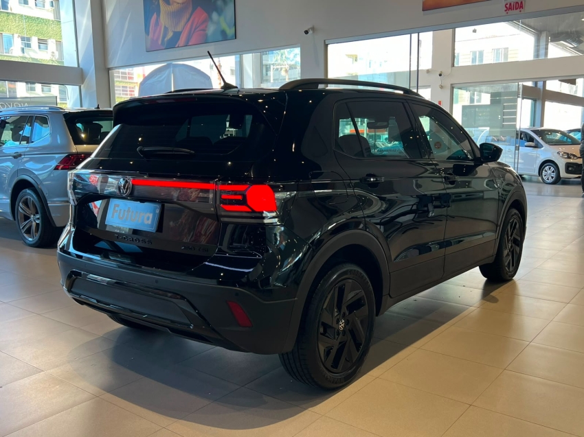 volkswagen t-cross 1.4 250 tsi total flex highline automatico gasolina 4p 202512