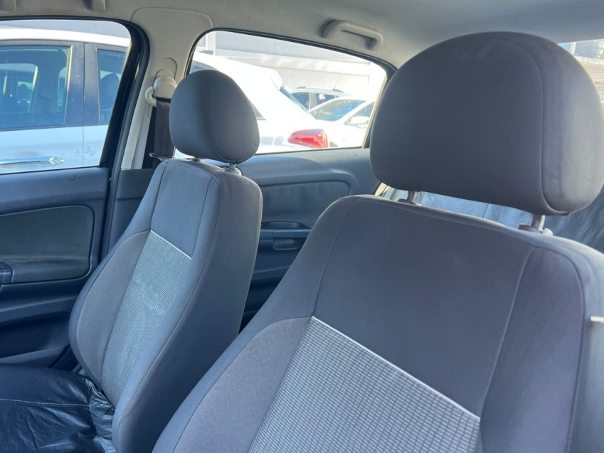 volkswagen voyage 1.0 mi 8v flex 4p manual gasolina 20144