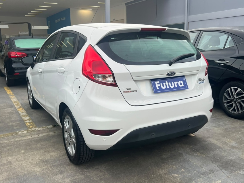 ford fiesta 1.6 se hatch 16v flex 4p powershift gasolina automatico 201511