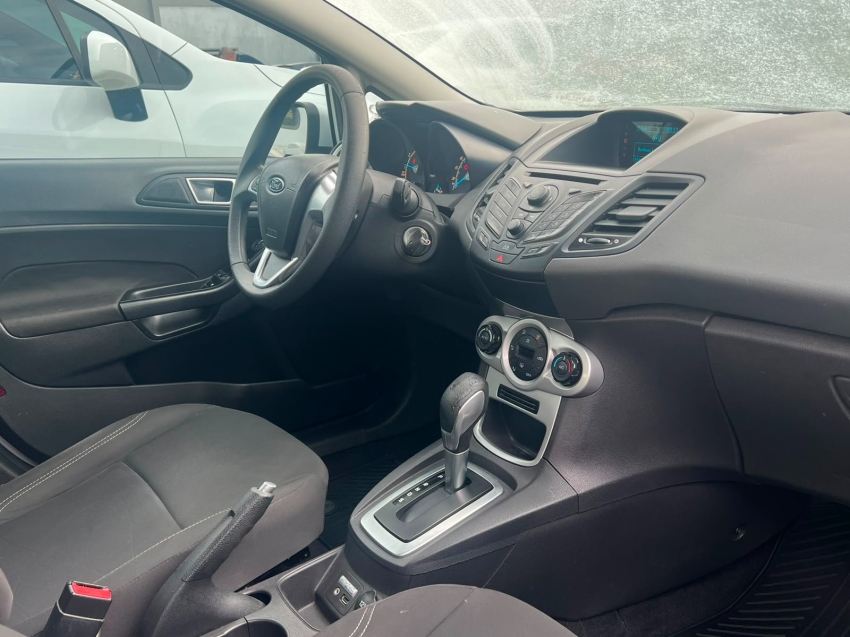 ford fiesta 1.6 se hatch 16v flex 4p powershift gasolina automatico 20159