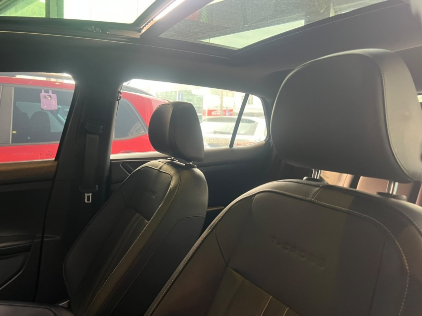 volkswagen t-cross 1.4 250 tsi total flex highline automatico gasolina 4p 20254