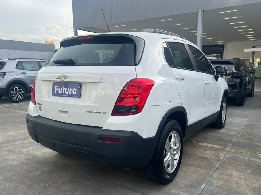 chevrolet tracker 1.8 mpfi lt 4x2 16v flex 4p automatico gasolina 201611