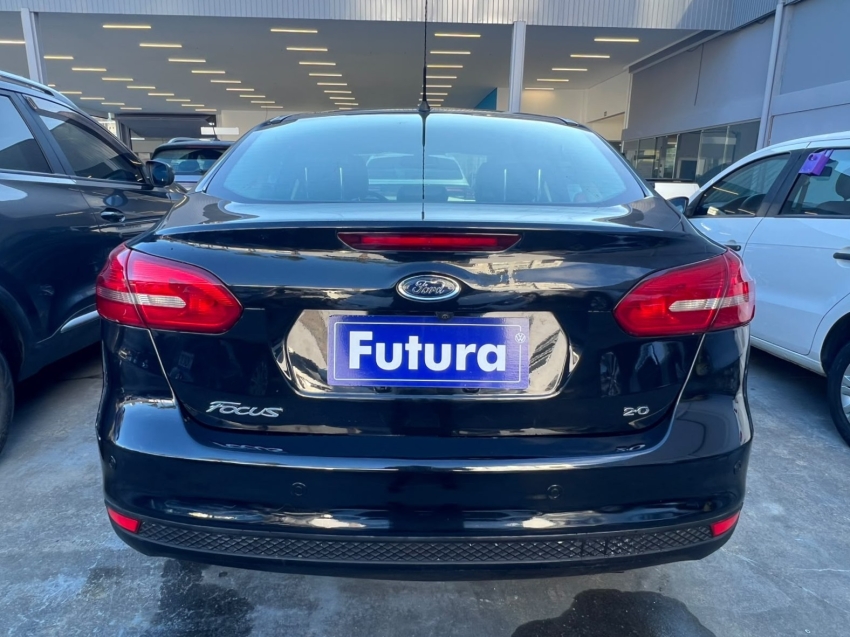 ford focus 2.0 se fastback 16v flex 4p powershift gasolina automatico 201712