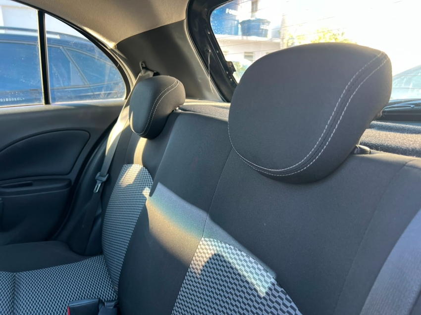 nissan march 1.0 sv 12v flex 4p manual gasolina 201810