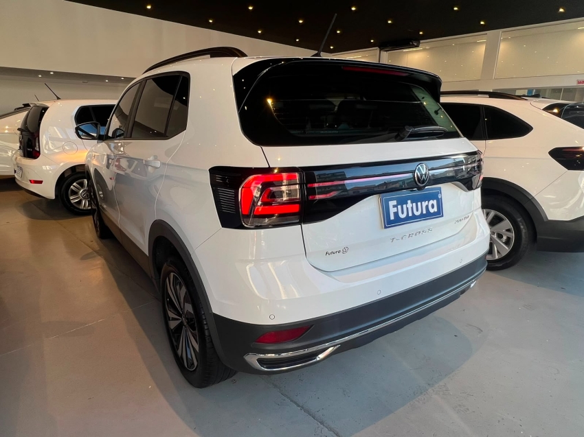 volkswagen t-cross 1.0 200 tsi total flex comfortline automatico gasolina 4p 202411