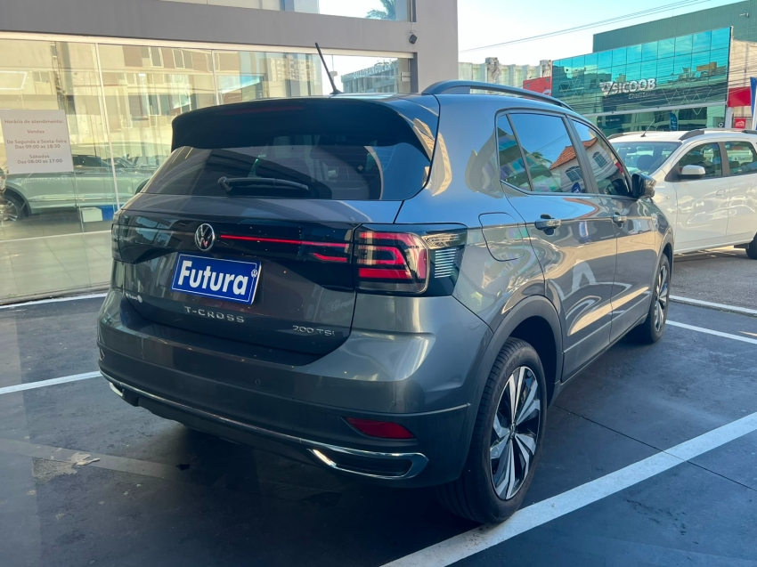 volkswagen t-cross 1.0 200 tsi total flex comfortline automatico gasolina 4p 202313