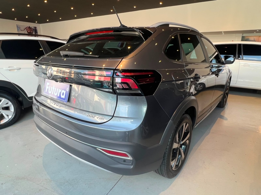 volkswagen nivus 1.0 200 tsi total flex highline automatico gasolina 4p 202413