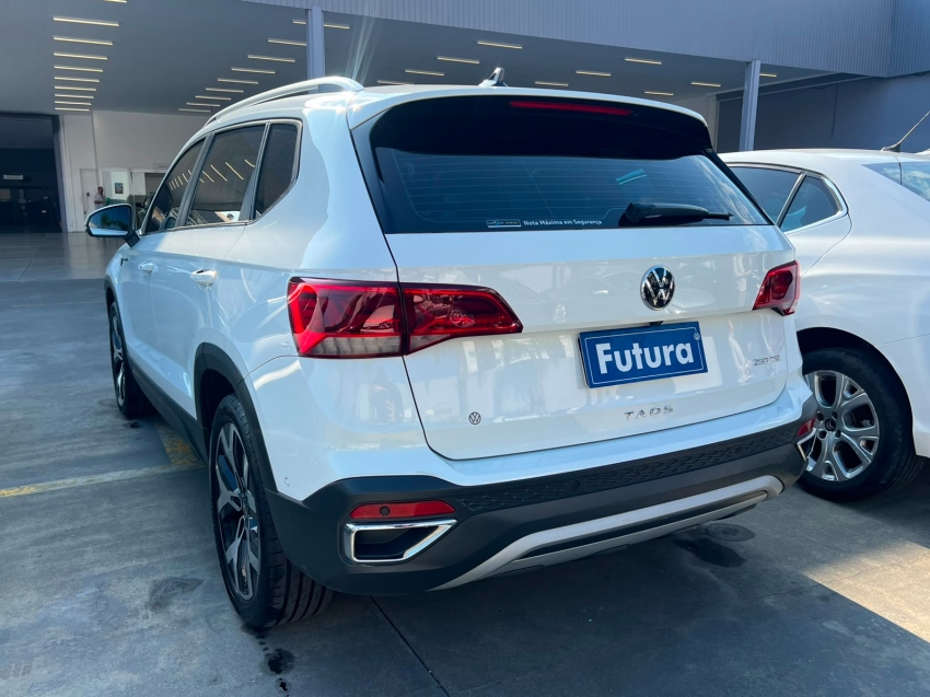 volkswagen taos 1.4 250 tsi total flex highline automatico gasolina 4p 202411