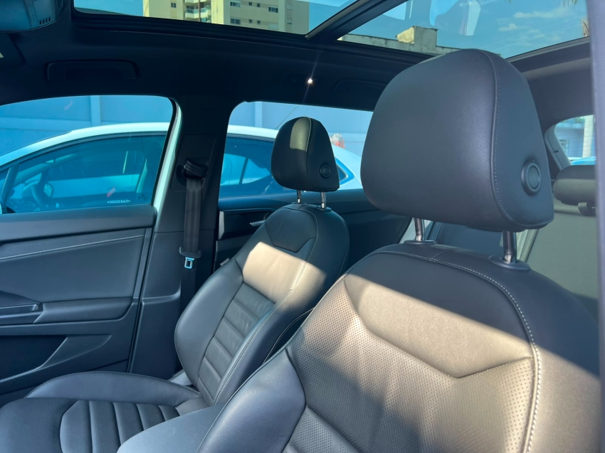 volkswagen taos 1.4 250 tsi total flex highline automatico gasolina 4p 20244
